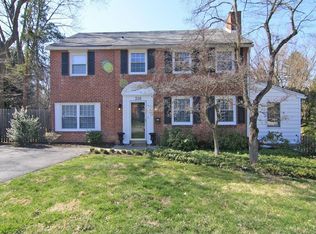 326 Old Forest Rd, Wynnewood, PA 19096