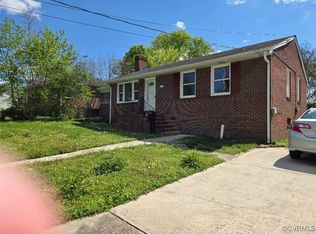 609 Fairlie Rd, Colonial Heights, VA 23834