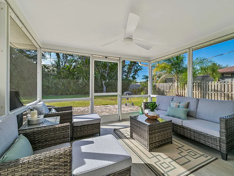 28178 Sunset Dr — Photo 7
