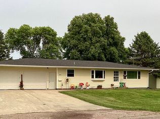 204 Douglas St, Newcastle, NE 68757