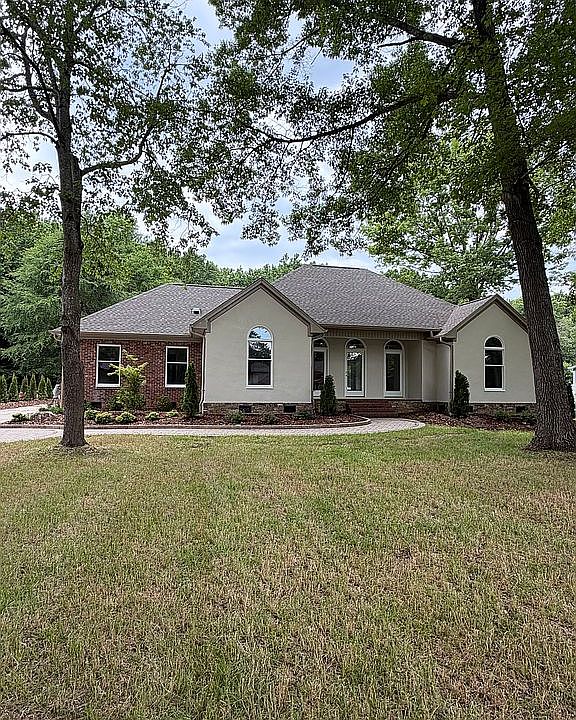 1st image of 504 Dorado Dr