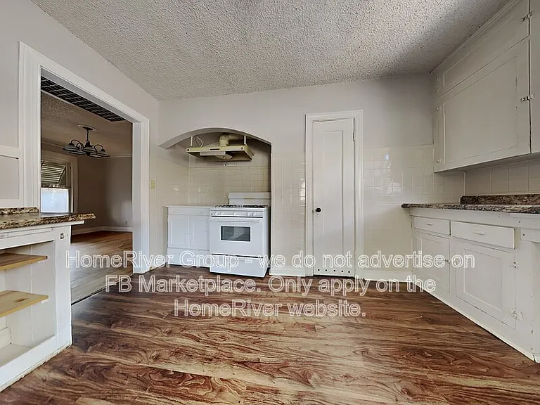 851 S Jamestown Ave — Photo 7