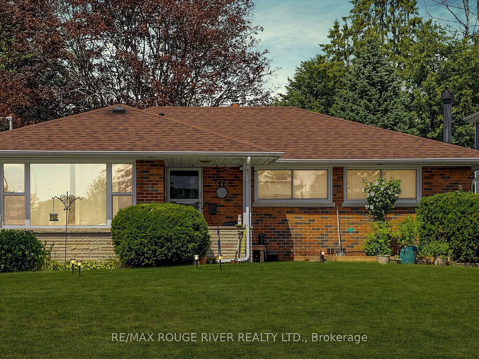 3 bed, $1,650 — Photo 1
