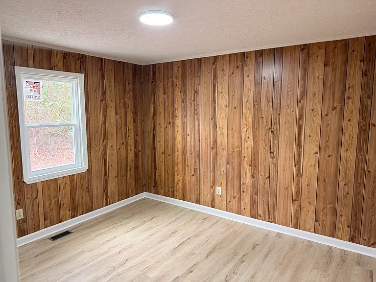 2557 Martin Luther King Dr — Photo 10