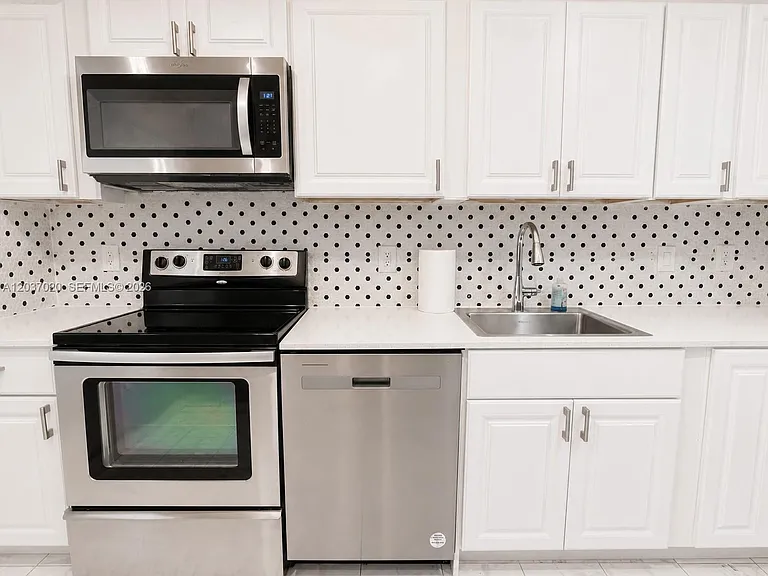 20505 E Country Club Dr #138 — Photo 7