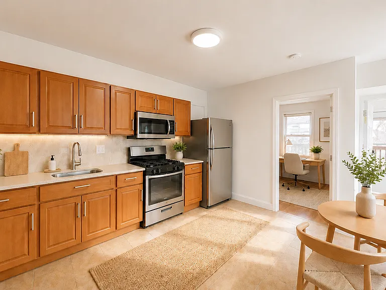 12 Creighton St #3 — Photo 2