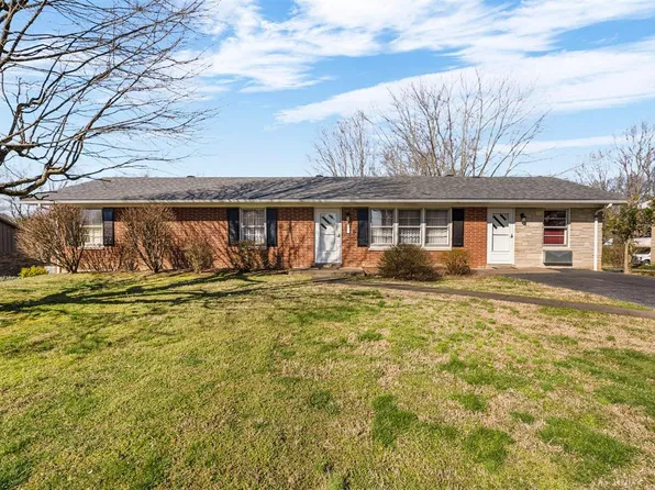 161 Woodland Circle Dr, Scottsville, KY 42164