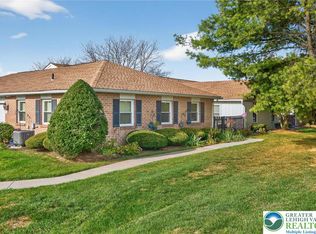 5743 Whitemarsh Dr, Macungie, PA 18062