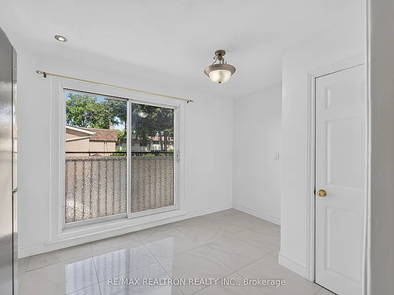 6 Sentinel Rd #5 — Photo 17