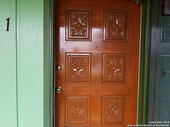 5th image of 6131 Topcroft Dr