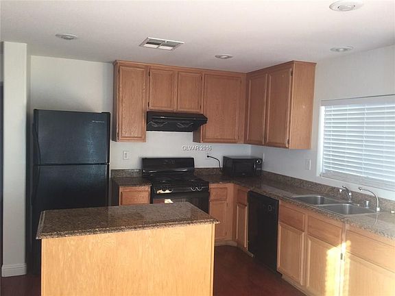 5th image of 9579 Wenmarie Ct #0