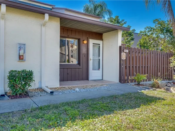 8867 Somerset Blvd, Fort Myers, FL 33919