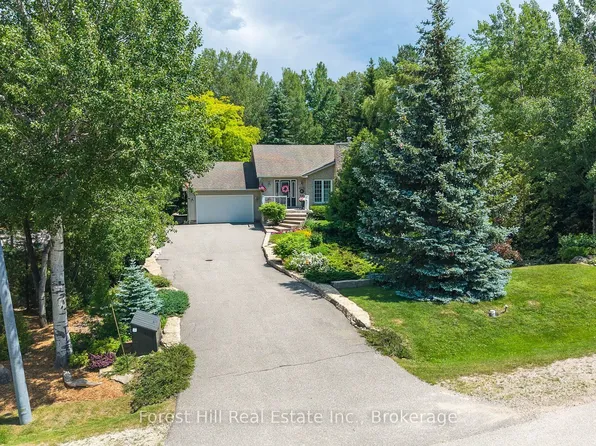 131 Aspen Way, The Blue Mountains, ON L9Y 0S7
