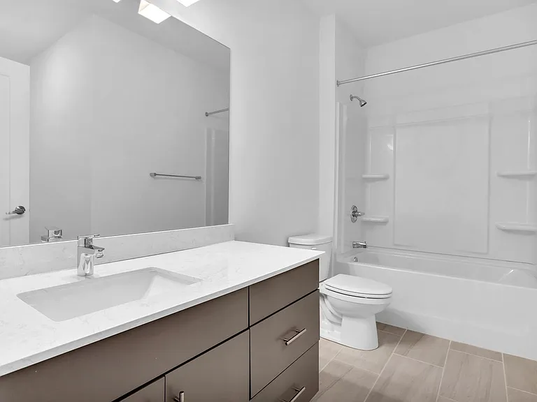 525 Parkway Dr NE #417 — Photo 24