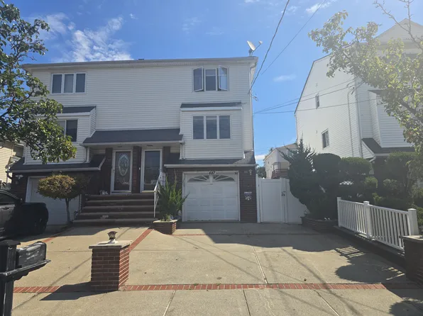 447 Ridgewood Ave, Staten Island, NY 10312