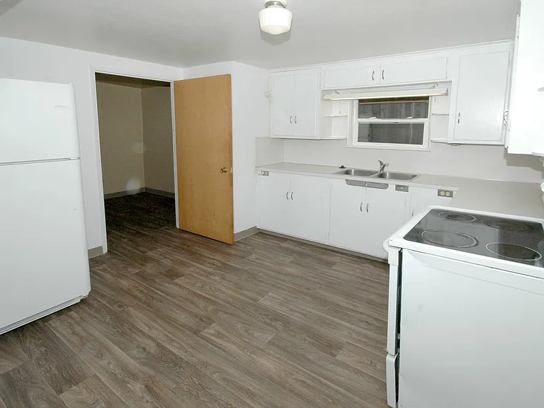 14520 31st Ave NE — Photo 3