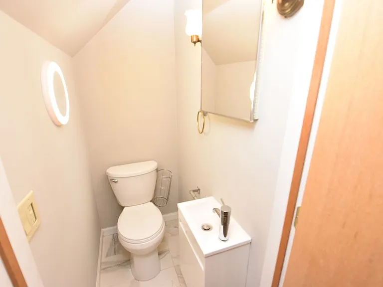 17967 Edgewood Walk — Photo 20