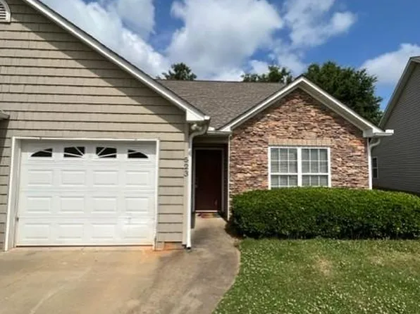 523 Victoria Manor Dr, Boiling Springs, SC 29316