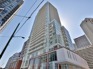 33 Helendale Ave #911, Toronto, ON M4R 0A4