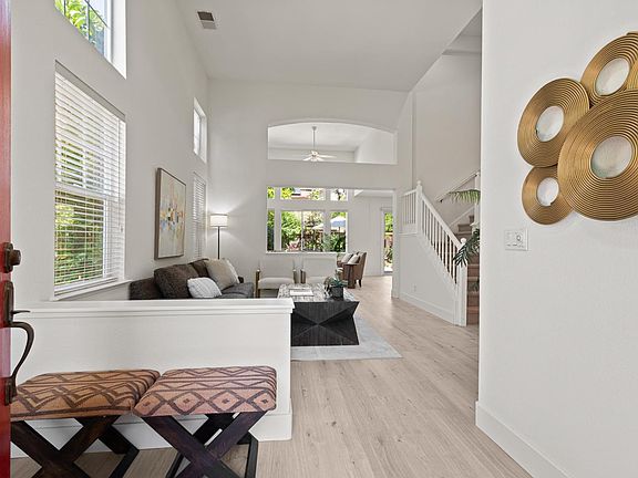 4th image of 1709 Colorado Ln