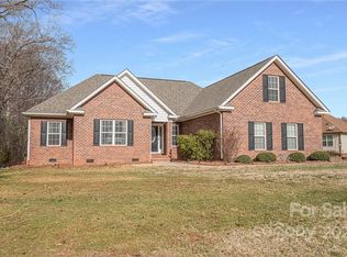 106 Granville Ln, Salisbury, NC 28146