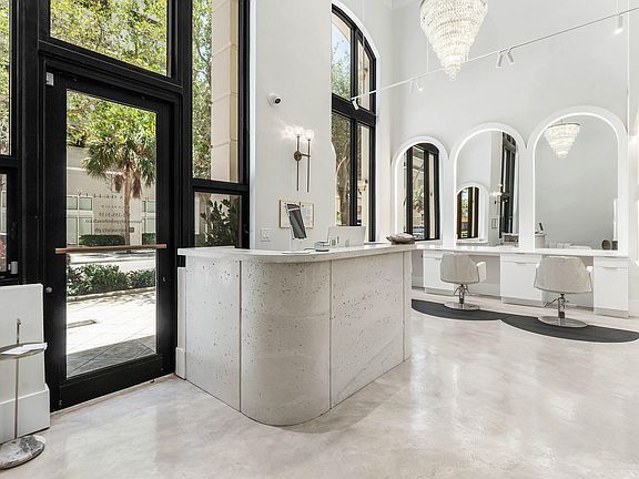 5th image of 801 S Olive Avenue #112