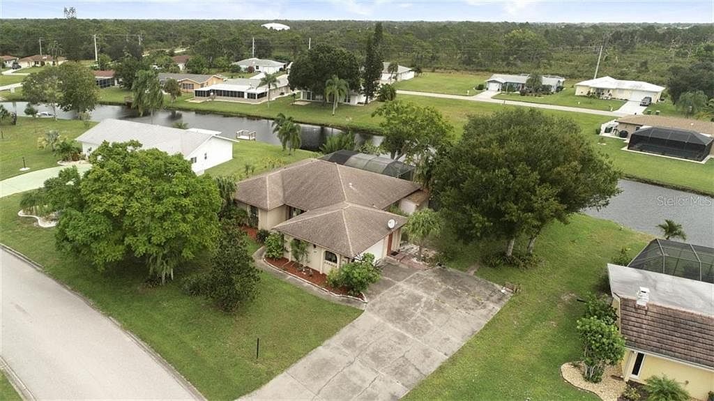 125 Caddy Rd, Rotonda West, FL 33947 Zillow