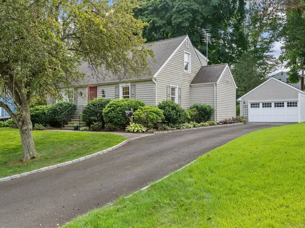 363 Wormwood Road, Fairfield, CT 06824