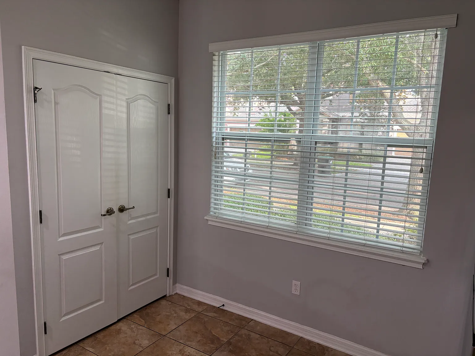 3 bed, 1545 sqft, $2,500 — Photo 4