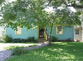 1548 Grand Ave, Edwardsville, IL