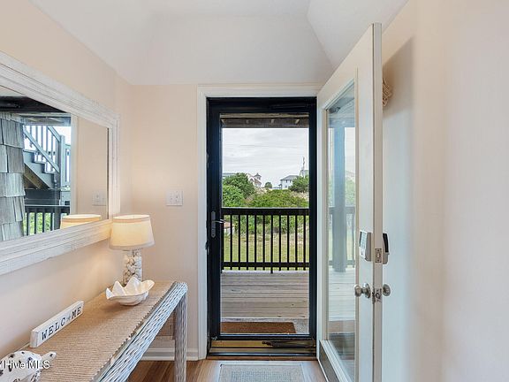 3rd image of 2508 Ocean Drive #14b1