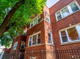3523 W Berteau Ave APT 2W, Chicago, IL 60618