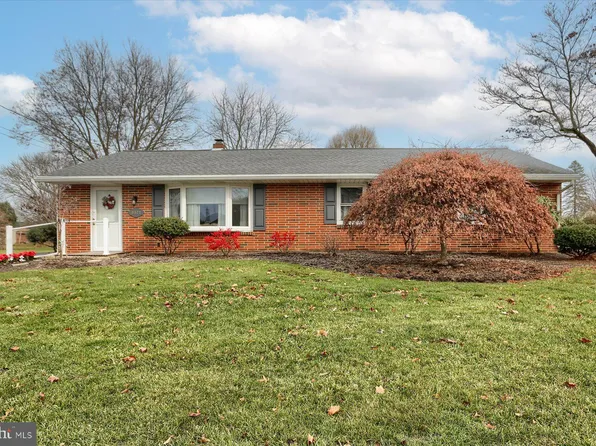 6371 Jeanette Dr, East Petersburg, PA 17520