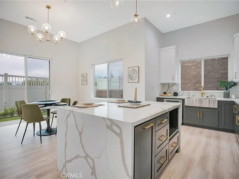 12515 Haleh Ln — Photo 21