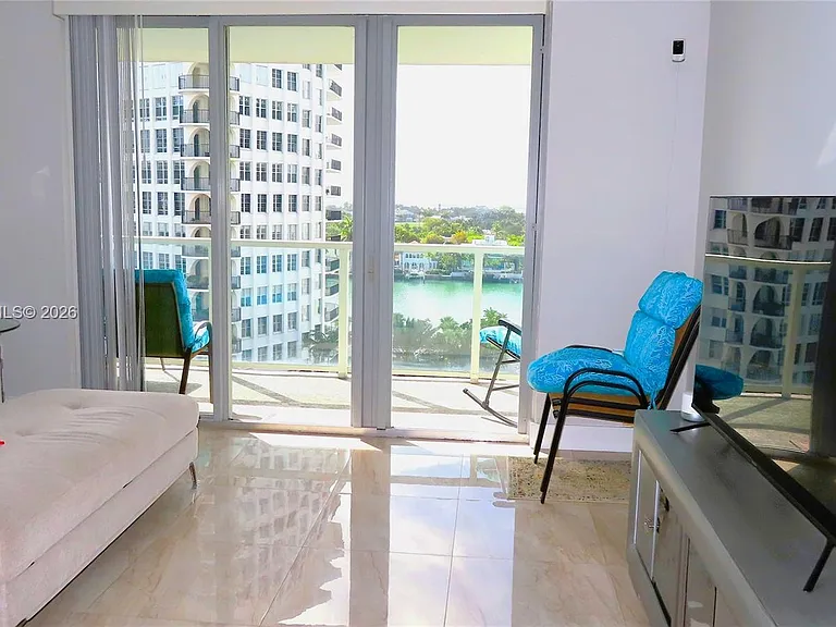5701 Collins Ave #803 — Photo 6