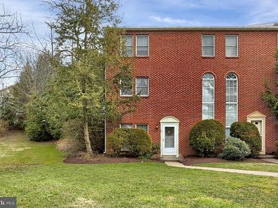 87 Fairfax Vlg, Harrisburg, PA, 17112