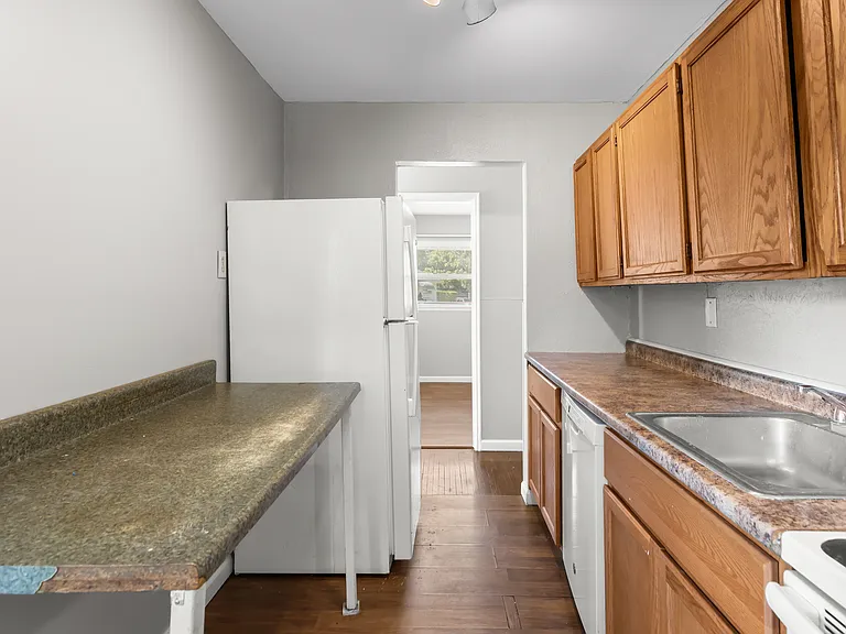 204 Tay Rd — Photo 11