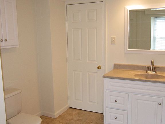 Master Bath on 2nd Fl