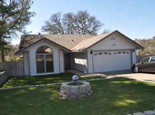 2612 Huckleberry Ln, Valley Springs, CA