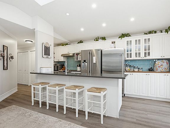 5th image of 45918 Knight Rd #75B
