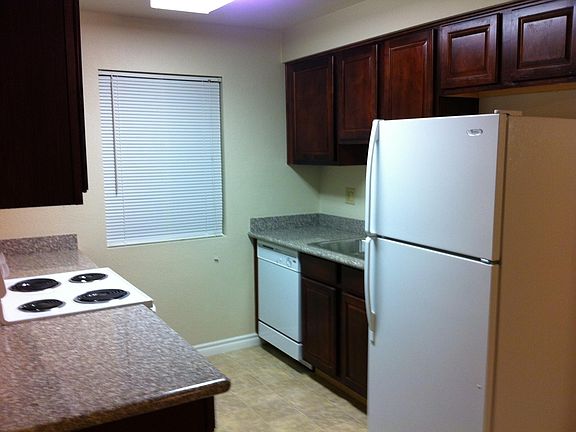 3rd image of 5163 Indian River Dr Unit 216