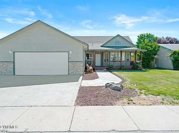 1605 S 68th Ave, Yakima, WA 98908
