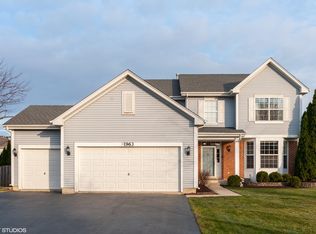 1963 S Jonathan Dr, Round Lake, IL 60073