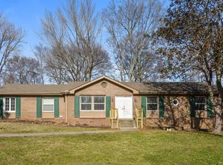 114 Cloverdale Ct, Hendersonville, TN 37075