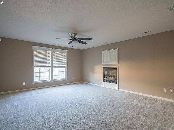 5th image of 13702 NE 45th Pl