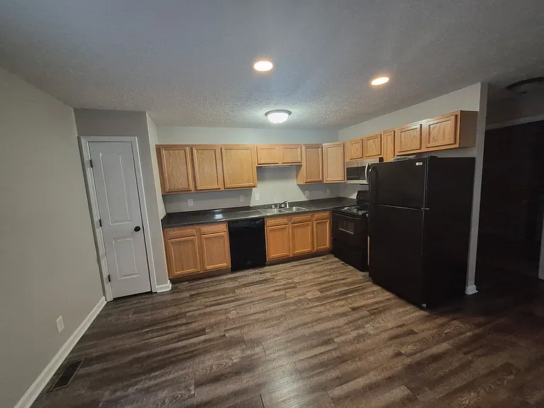 1101 Timber Ridge Dr #A — Photo 7
