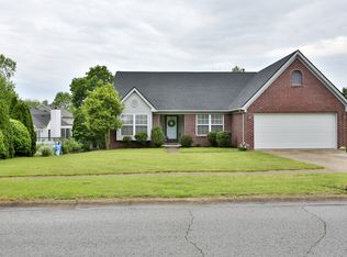 10910 Sweet Water Dr, Louisville, KY