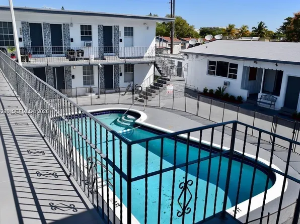 1843 Dewey St #100, Hollywood, FL 33020