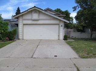 7025 Springmont Dr, Elk Grove, CA 95758