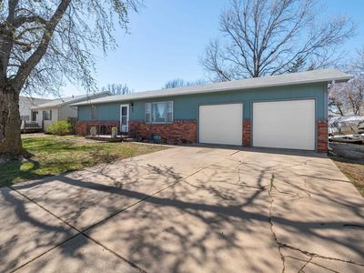 323 Jonathan St, Maize, KS, 67101